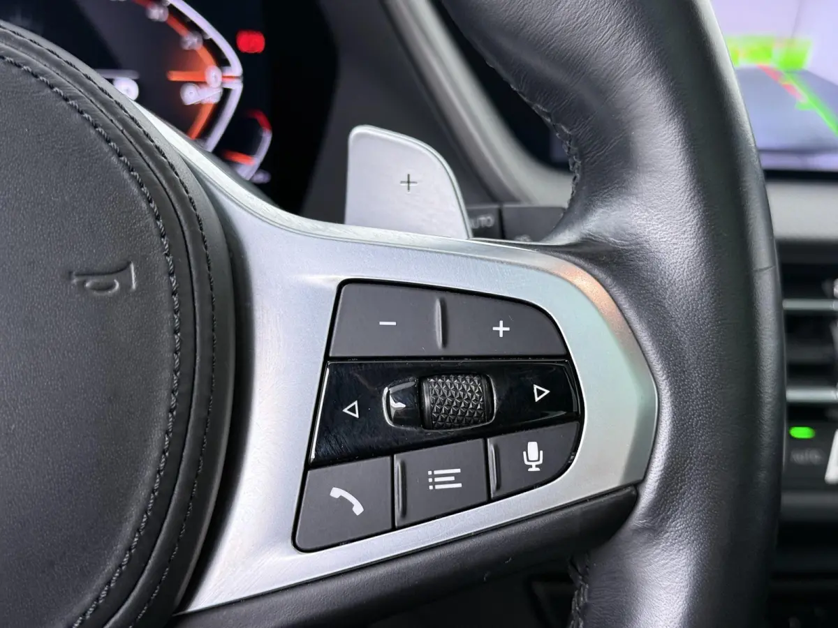 128ti High Executive | M Sport Pro | Glazen Panoramadak | 19" M Dubbelspaak | Leder | Stuur- & Stoelverwarming | Harman Kardon | Head-Up Display | Camera