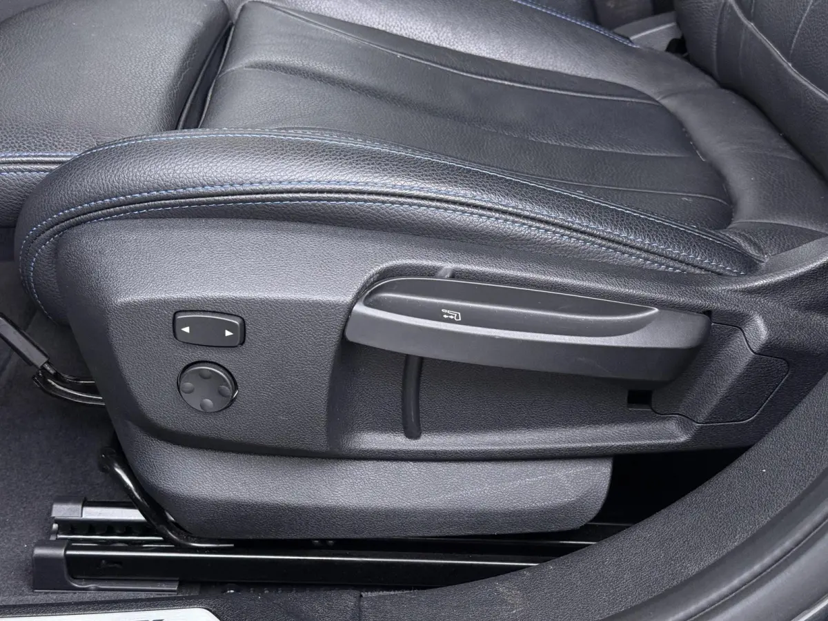 128ti High Executive | M Sport Pro | Glazen Panoramadak | 19" M Dubbelspaak | Leder | Stuur- & Stoelverwarming | Harman Kardon | Head-Up Display | Camera