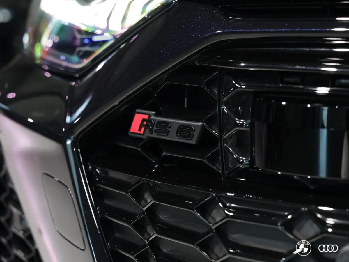 PERFORMANCE / B&O ADVANCED / KERAMISCH / CARBON / STOELVEN. / SOFTCLOSE / PANO / MATRIX