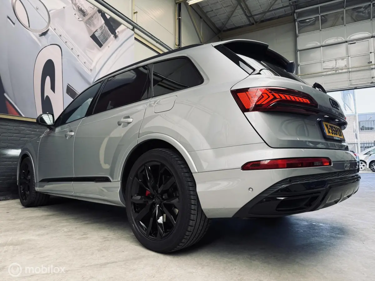 60 TFSI e quattro|Panodak| 21inch|Trekhaak|Black|