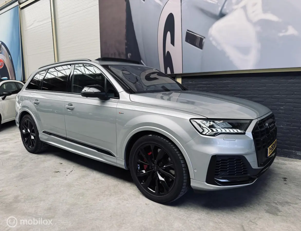 60 TFSI e quattro|Panodak| 21inch|Trekhaak|Black|