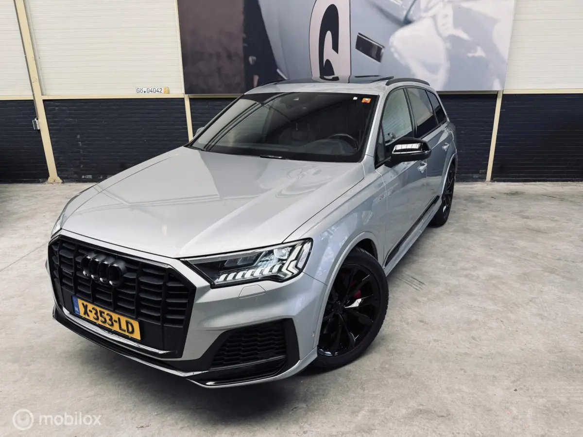 60 TFSI e quattro|Panodak| 21inch|Trekhaak|Black|