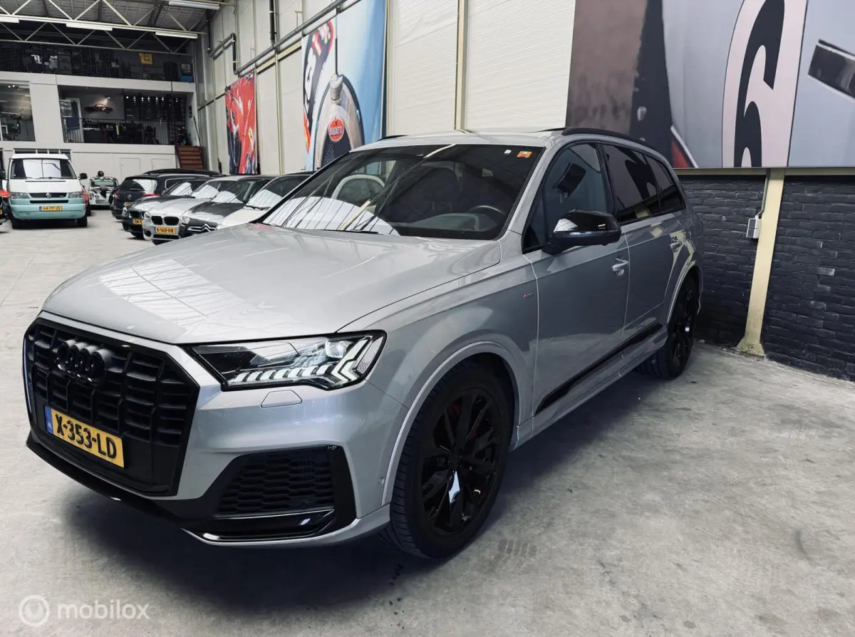 60 TFSI e quattro|Panodak| 21inch|Trekhaak|Black|