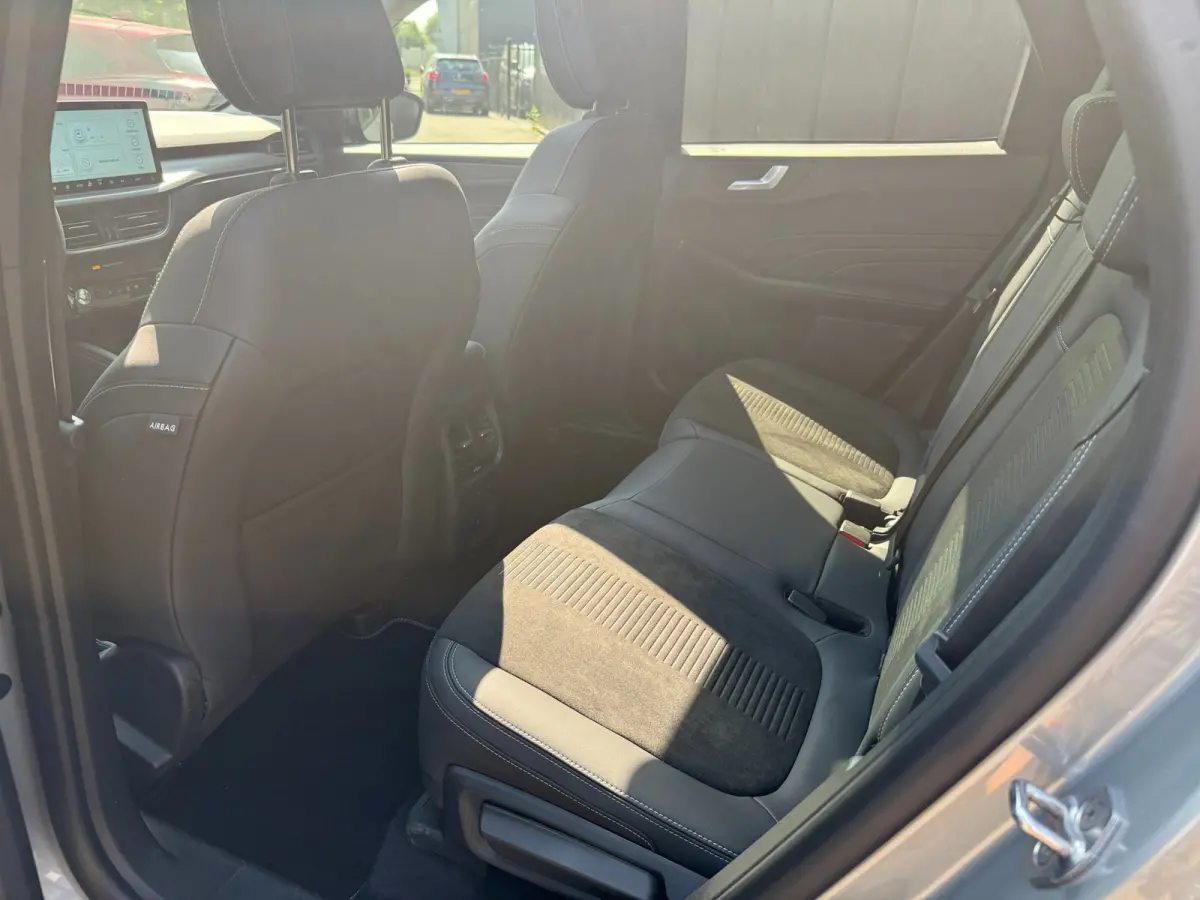 2.5 PHEV Active X Panorama, HUD, Winter, 360 gr camera, PDC, Elk klep etc. etc.