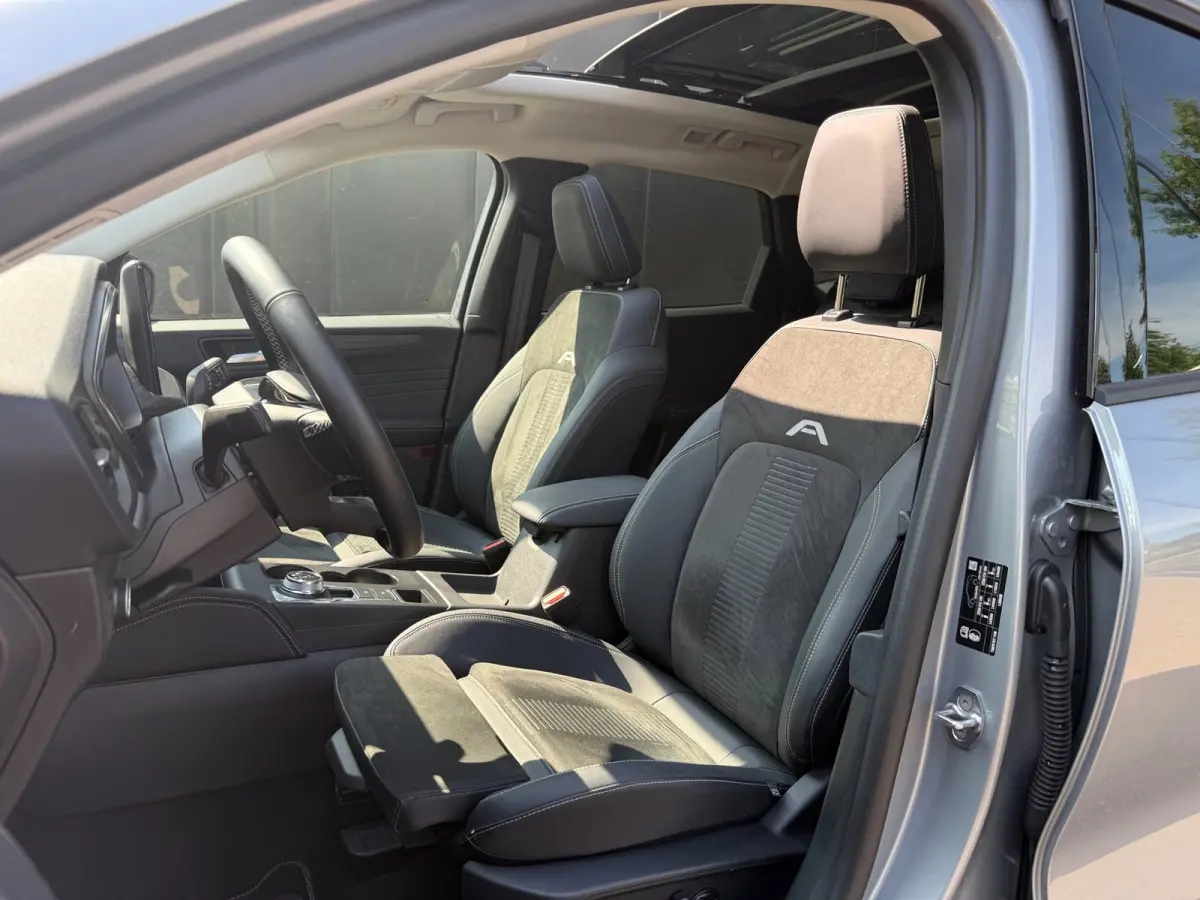 2.5 PHEV Active X Panorama, HUD, Winter, 360 gr camera, PDC, Elk klep etc. etc.