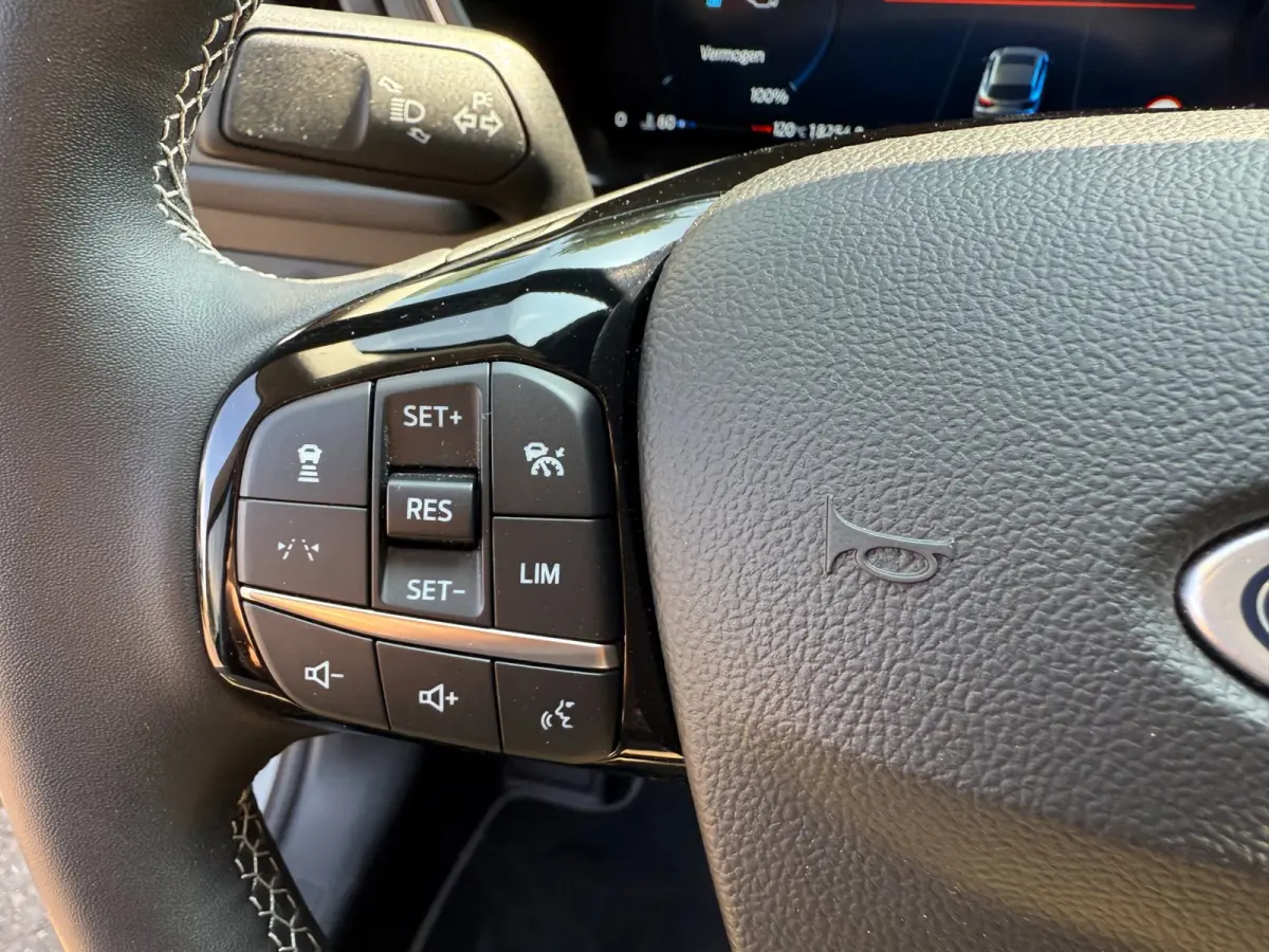 2.5 PHEV Active X Panorama, HUD, Winter, 360 gr camera, PDC, Elk klep etc. etc.