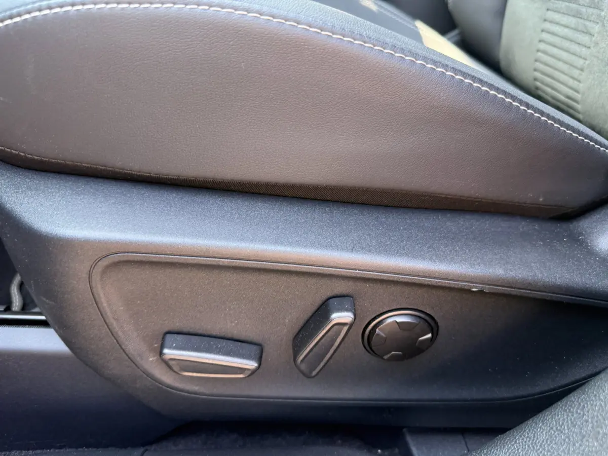 2.5 PHEV Active X Panorama, HUD, Winter, 360 gr camera, PDC, Elk klep etc. etc.