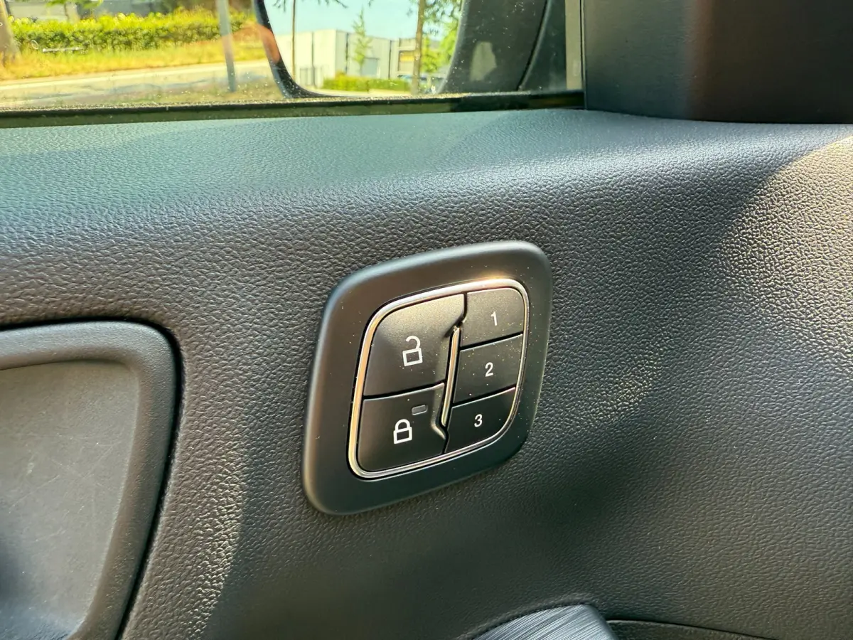 2.5 PHEV Active X Panorama, HUD, Winter, 360 gr camera, PDC, Elk klep etc. etc.
