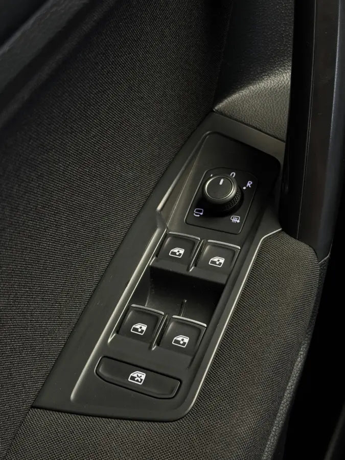 1.5 TSI Business 7p. CarPlay Camera