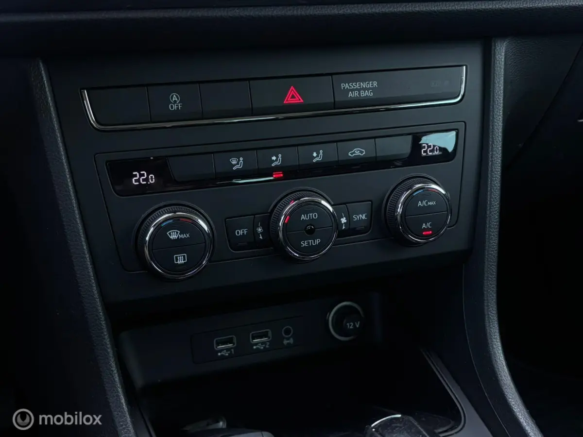 1.4 TSI Style Intens|TREKHAAK|CAMERA|CARPLAY|150pk