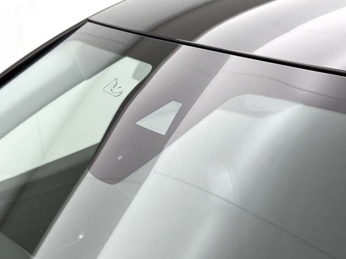 136pk Elegance 50 kWh Automaat | 1ste eigenaar | Apple CarPlay/Android Auto | 3 FASE | Armsteun | Camera | Dodehoekdetectie | Keyless | Navigatie | AUTOMAAT | Parkeersensoren | Isofix |
