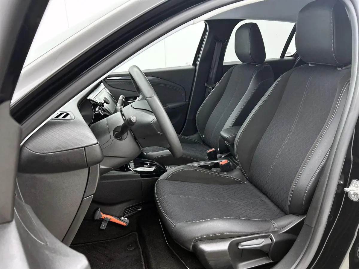 136pk Elegance 50 kWh Automaat | 1ste eigenaar | Apple CarPlay/Android Auto | 3 FASE | Armsteun | Camera | Dodehoekdetectie | Keyless | Navigatie | AUTOMAAT | Parkeersensoren | Isofix |