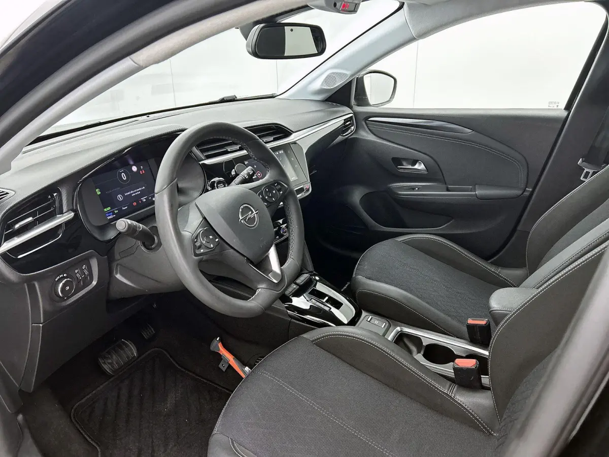 136pk Elegance 50 kWh Automaat | 1ste eigenaar | Apple CarPlay/Android Auto | 3 FASE | Armsteun | Camera | Dodehoekdetectie | Keyless | Navigatie | AUTOMAAT | Parkeersensoren | Isofix |