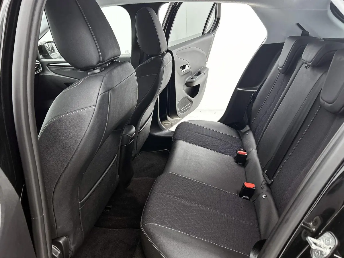 136pk Elegance 50 kWh Automaat | 1ste eigenaar | Apple CarPlay/Android Auto | 3 FASE | Armsteun | Camera | Dodehoekdetectie | Keyless | Navigatie | AUTOMAAT | Parkeersensoren | Isofix |