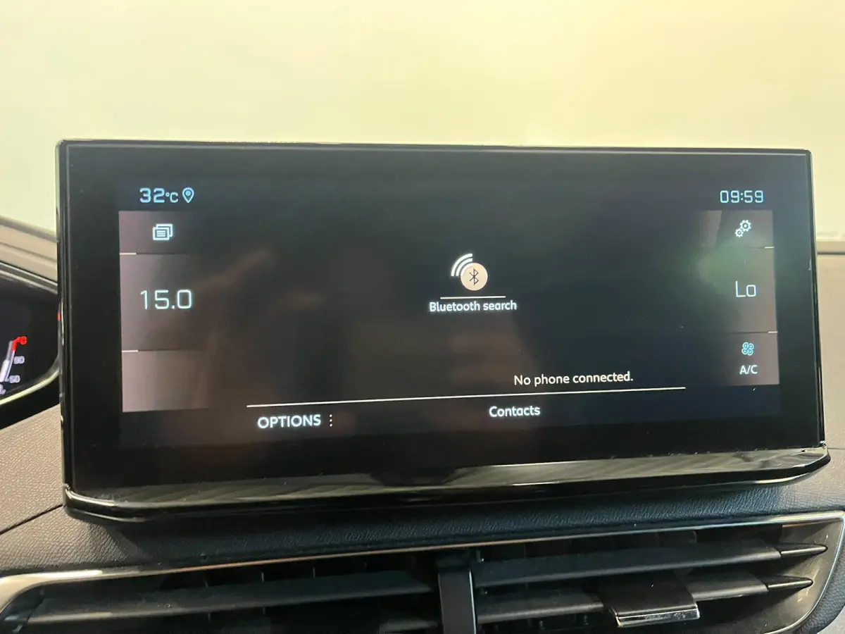 1.2 PureTech GT 7 persoons Panoramdak Trekhaak Navigatie Apple Carplay Android Auto Camera Parkeersensoren Adaptive Cruise Control Memory stoelen Stoelverwarming Elektrische achterklep Full 