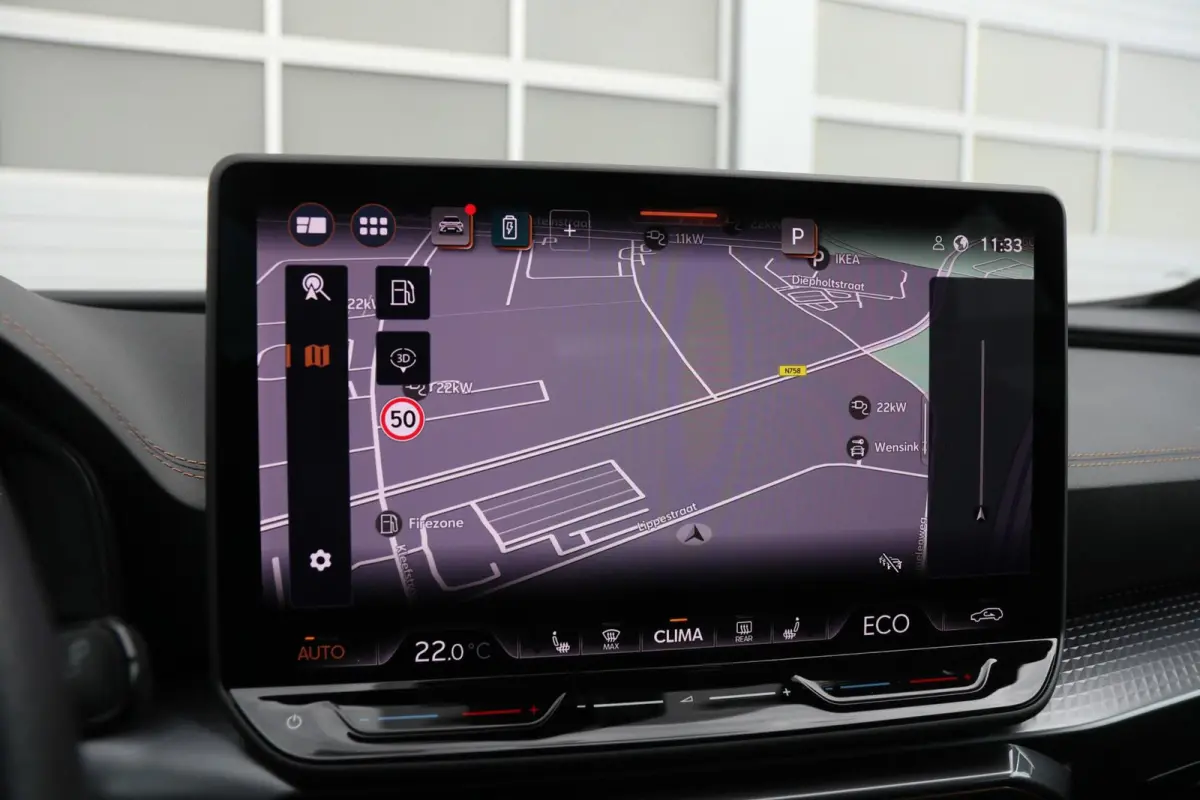 1.5 TSI e-Hybrid 204pk Business | SoH 100% | 360 Camera | Navigatie | Full Link | Stoelverwarming | Dodehoeksensor