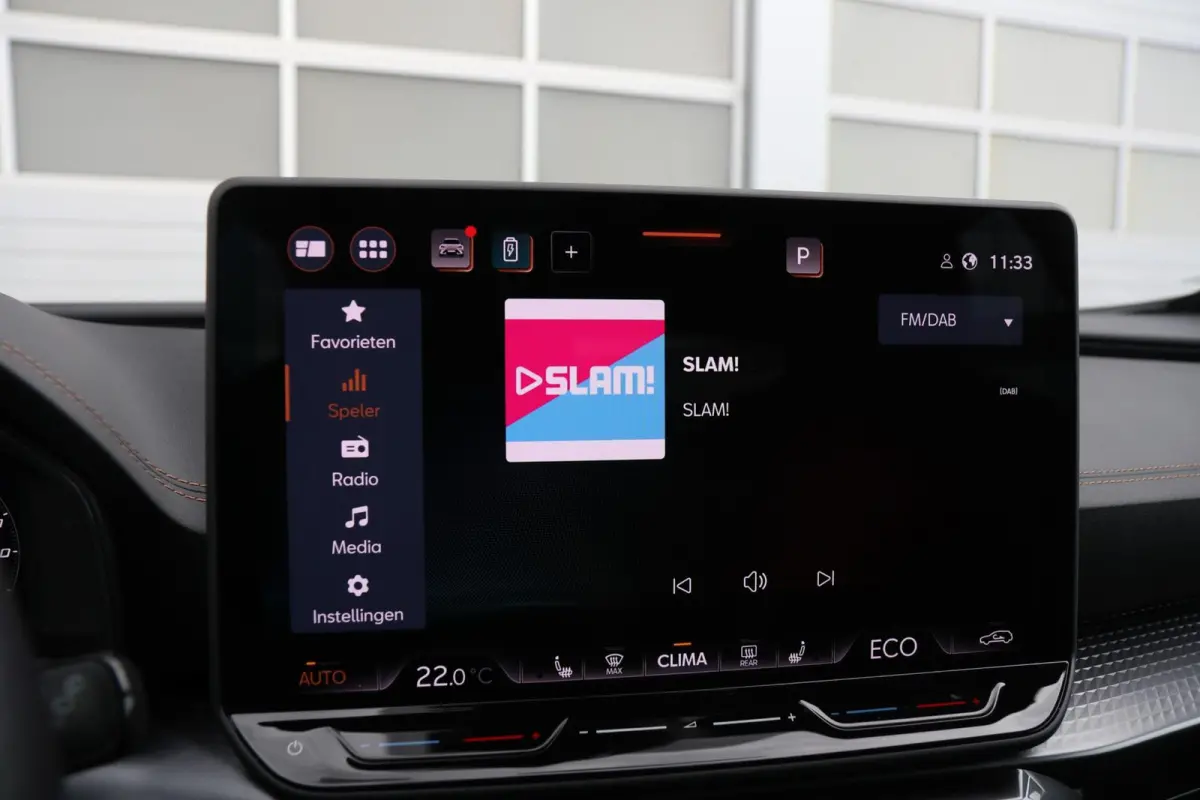 1.5 TSI e-Hybrid 204pk Business | SoH 100% | 360 Camera | Navigatie | Full Link | Stoelverwarming | Dodehoeksensor