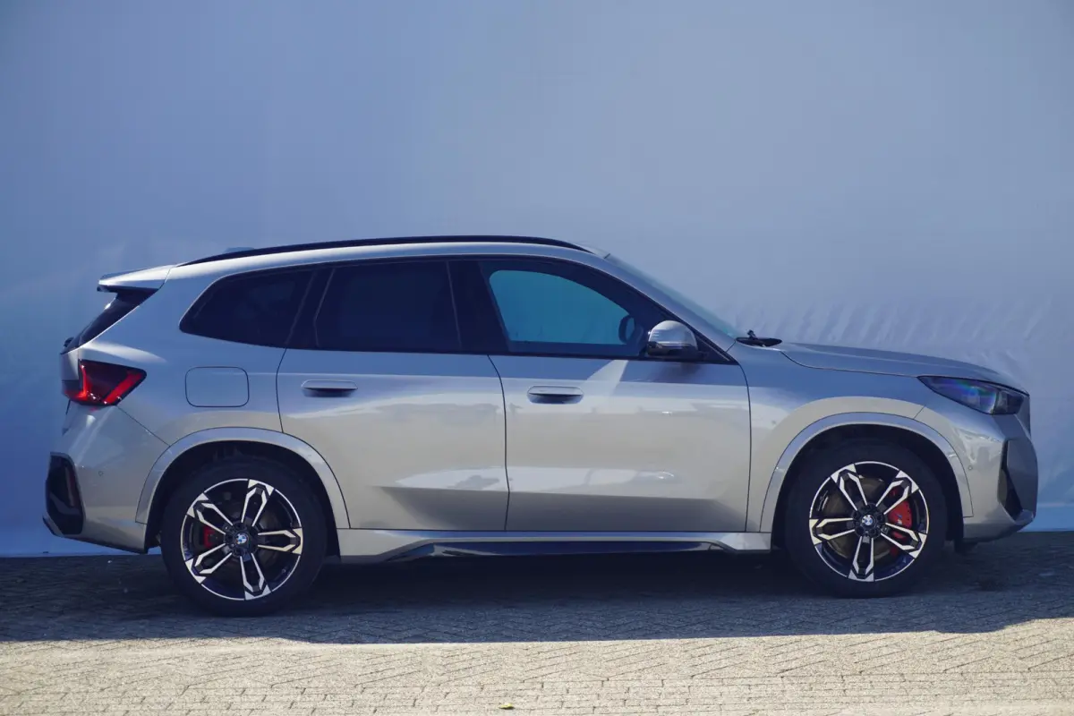 xDrive30e M Sport Pro | Trekhaak | Comfort Stoelen Elektrisch + Memory | Harman Kardon | Driving Assistant Professional | Head-Up | Rondomzicht Camera's