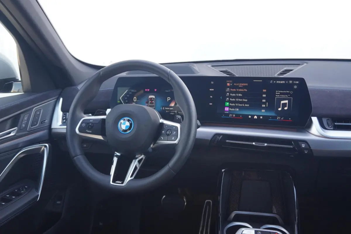 xDrive30e M Sport Pro | Trekhaak | Comfort Stoelen Elektrisch + Memory | Harman Kardon | Driving Assistant Professional | Head-Up | Rondomzicht Camera's