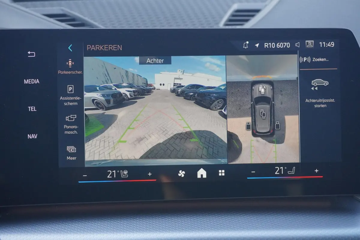 xDrive30e M Sport Pro | Trekhaak | Comfort Stoelen Elektrisch + Memory | Harman Kardon | Driving Assistant Professional | Head-Up | Rondomzicht Camera's