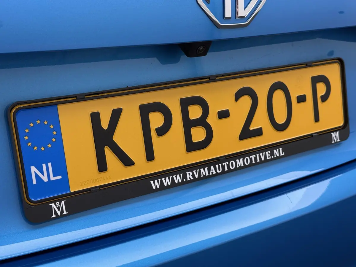 1.5 Hybrid+ Luxury ONDERHOUD GEHAD BIJ DEALER, DIRECT LEVERBAAR | 7 JAAR MG FABRIEKS GARANTIE TM 02-2032 | STOEL + STUURVERWARMING | 360 CAMERA | ADAP. CRUISE | DODE HOEK | KEYLESS | APPLE C