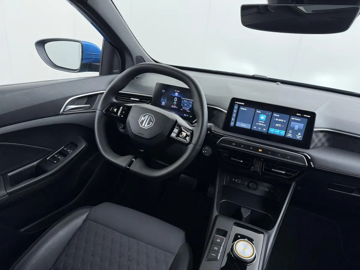 1.5 Hybrid+ Luxury ONDERHOUD GEHAD BIJ DEALER, DIRECT LEVERBAAR | 7 JAAR MG FABRIEKS GARANTIE TM 02-2032 | STOEL + STUURVERWARMING | 360 CAMERA | ADAP. CRUISE | DODE HOEK | KEYLESS | APPLE C