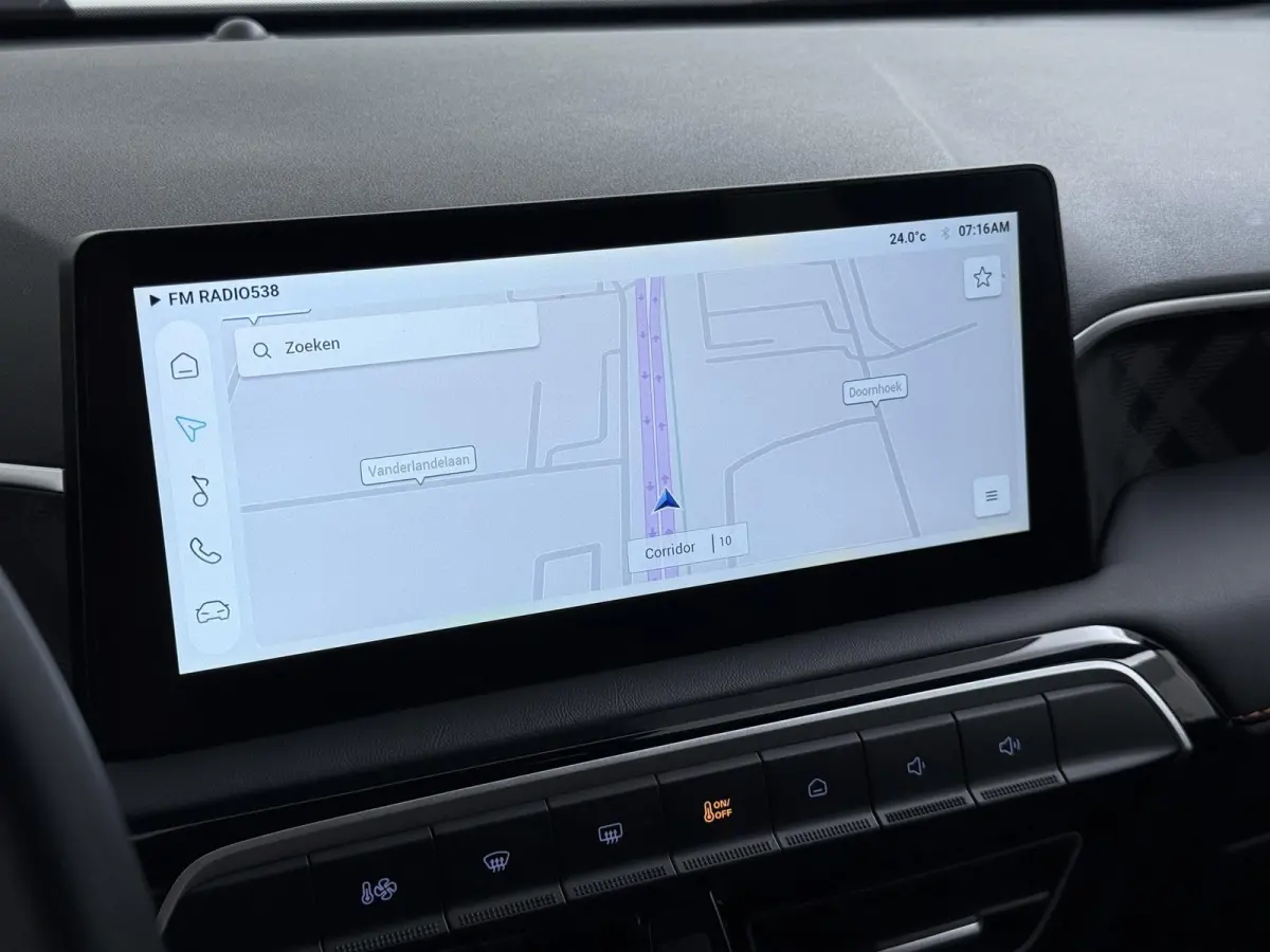 1.5 Hybrid+ Luxury ONDERHOUD GEHAD BIJ DEALER, DIRECT LEVERBAAR | 7 JAAR MG FABRIEKS GARANTIE TM 02-2032 | STOEL + STUURVERWARMING | 360 CAMERA | ADAP. CRUISE | DODE HOEK | KEYLESS | APPLE C