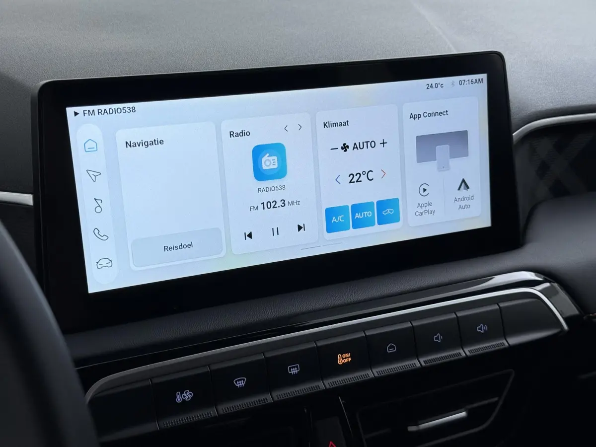 1.5 Hybrid+ Luxury ONDERHOUD GEHAD BIJ DEALER, DIRECT LEVERBAAR | 7 JAAR MG FABRIEKS GARANTIE TM 02-2032 | STOEL + STUURVERWARMING | 360 CAMERA | ADAP. CRUISE | DODE HOEK | KEYLESS | APPLE C