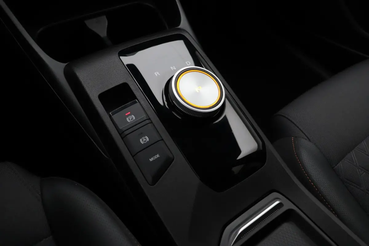 1.5 Luxury | Apple Carplay & Android Auto | Rondomzicht Camera | Stoel en Stuurwielverwarming |