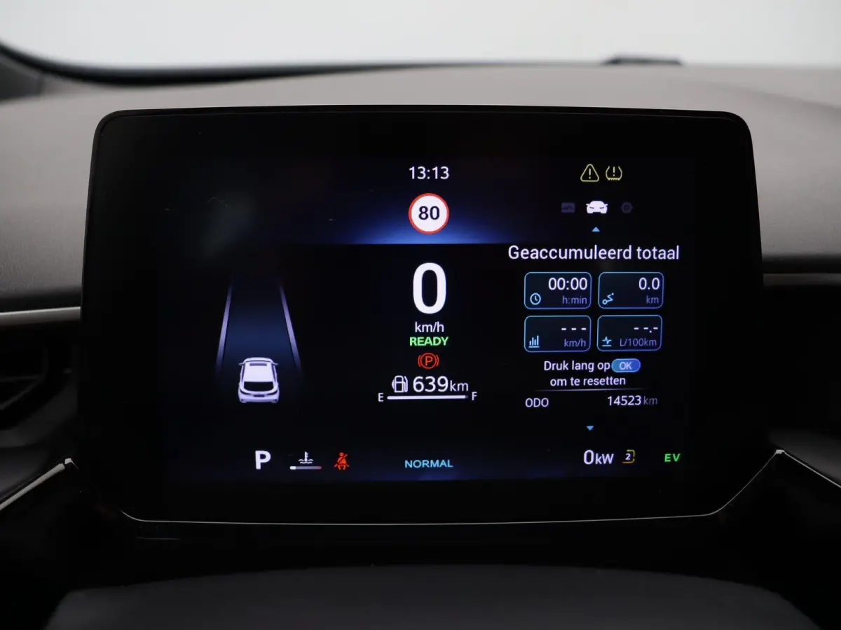 1.5 Luxury | Apple Carplay & Android Auto | Rondomzicht Camera | Stoel en Stuurwielverwarming |