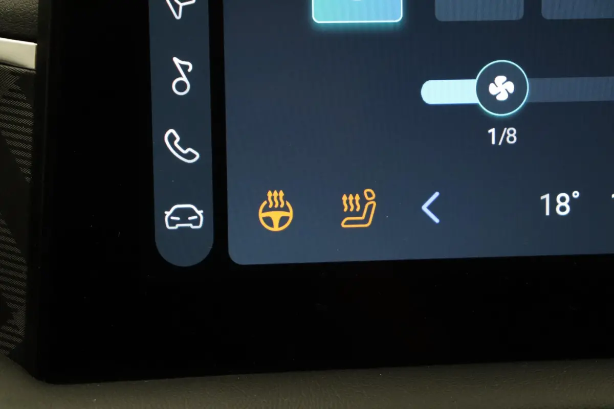 1.5 Luxury | Apple Carplay & Android Auto | Rondomzicht Camera | Stoel en Stuurwielverwarming |