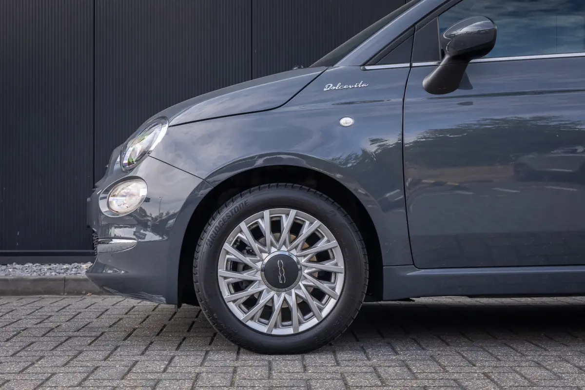 1.0 Hybrid Dolcevita | Panoramadak | Cruise control | Bluetooth | Half leder