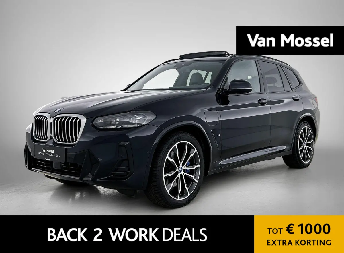 xDrive30e High Executive | LEDER | PANORAMADAK | HARMAN KARDON | HEAD-UP DISPLAY | MEMORY STOELEN | STOELVERWARMING | DODEHOEKSENSOREN | SFEERVERLICHTING | GROOTLICHTASSISTENT | APPLE CARPLA