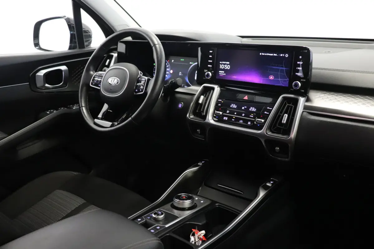 1.6 T-GDI Plug-in Hybrid 4WD DynamicLine 7p. | Trekhaak | Camera | ACC | €35.900,- incl. BTW