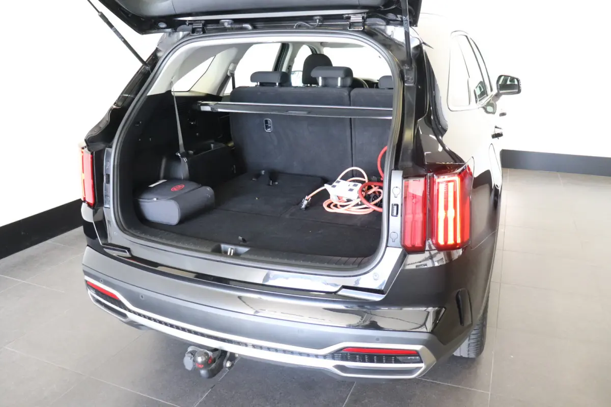 1.6 T-GDI Plug-in Hybrid 4WD DynamicLine 7p. | Trekhaak | Camera | ACC | €35.900,- incl. BTW