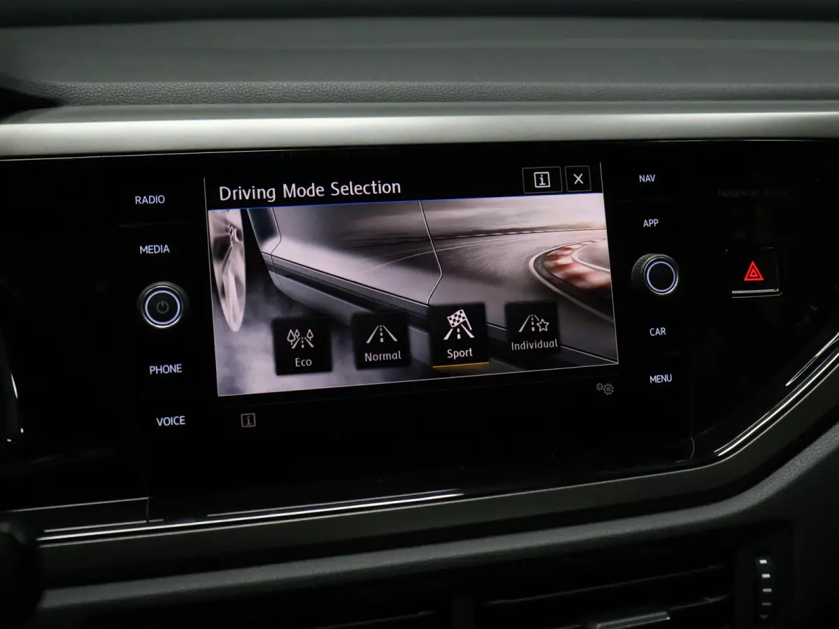 1.0 TSI Comfortline Business [APPLE CARPLAY, ADAPTIVE CRUISE, DRIVING MODE SELECTION, PDC V+A, ANDROID, CLIMATE CONTROL, NIEUWSTAAT]