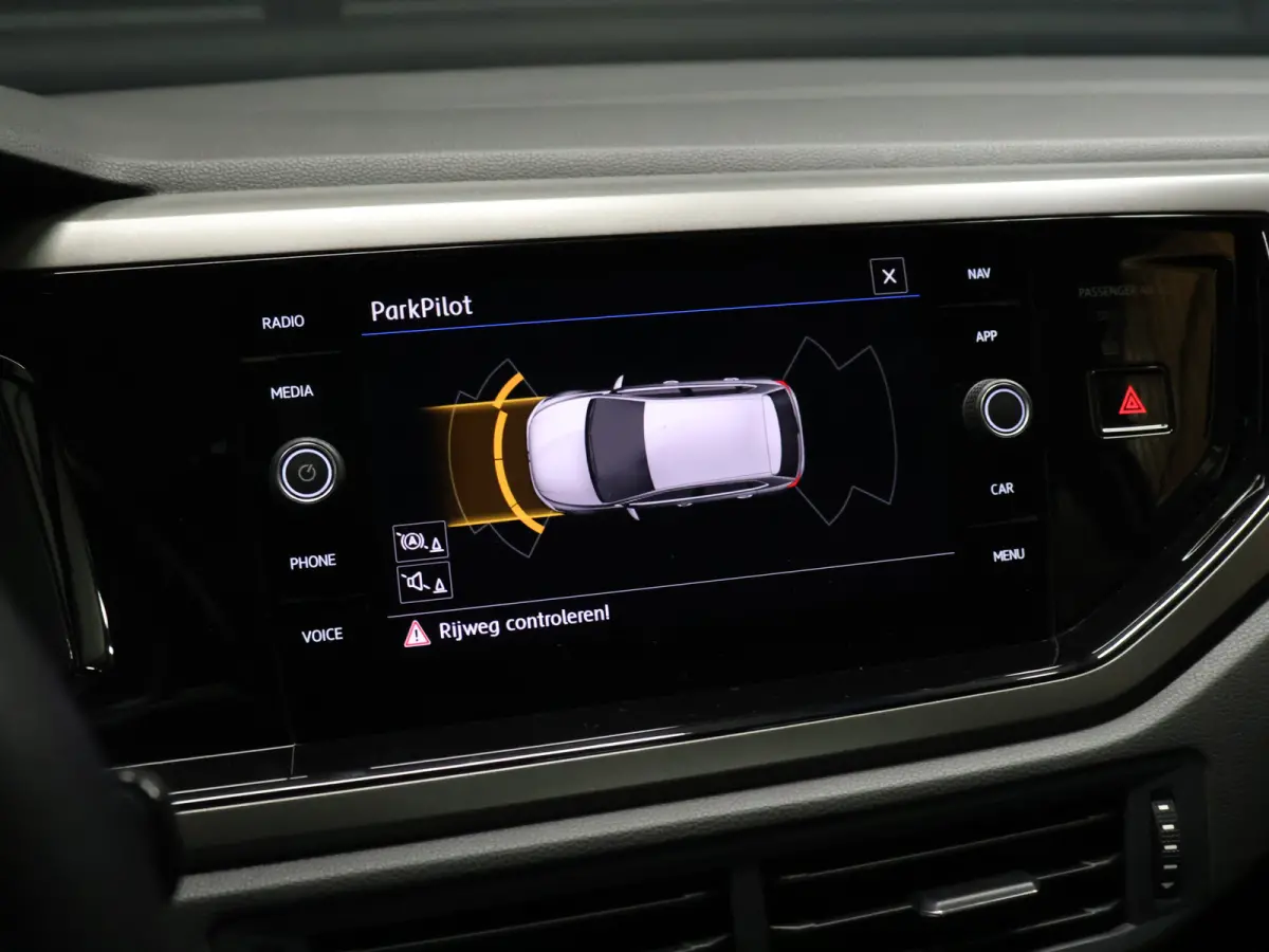 1.0 TSI Comfortline Business [APPLE CARPLAY, ADAPTIVE CRUISE, DRIVING MODE SELECTION, PDC V+A, ANDROID, CLIMATE CONTROL, NIEUWSTAAT]
