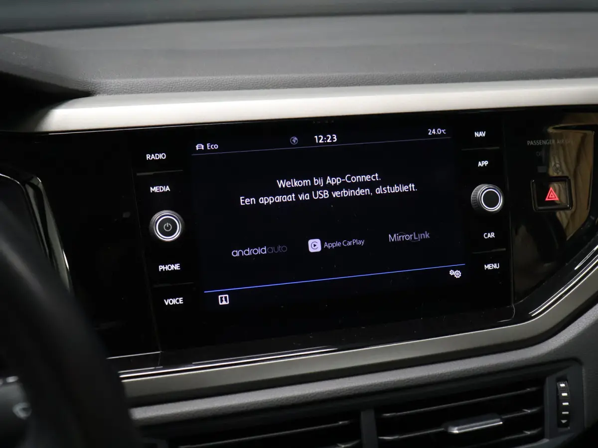 1.0 TSI Comfortline Business [APPLE CARPLAY, ADAPTIVE CRUISE, DRIVING MODE SELECTION, PDC V+A, ANDROID, CLIMATE CONTROL, NIEUWSTAAT]
