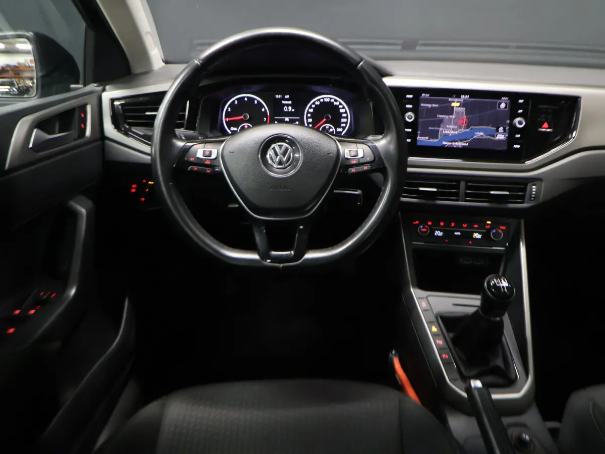 1.0 TSI Comfortline Business [APPLE CARPLAY, ADAPTIVE CRUISE, DRIVING MODE SELECTION, PDC V+A, ANDROID, CLIMATE CONTROL, NIEUWSTAAT]