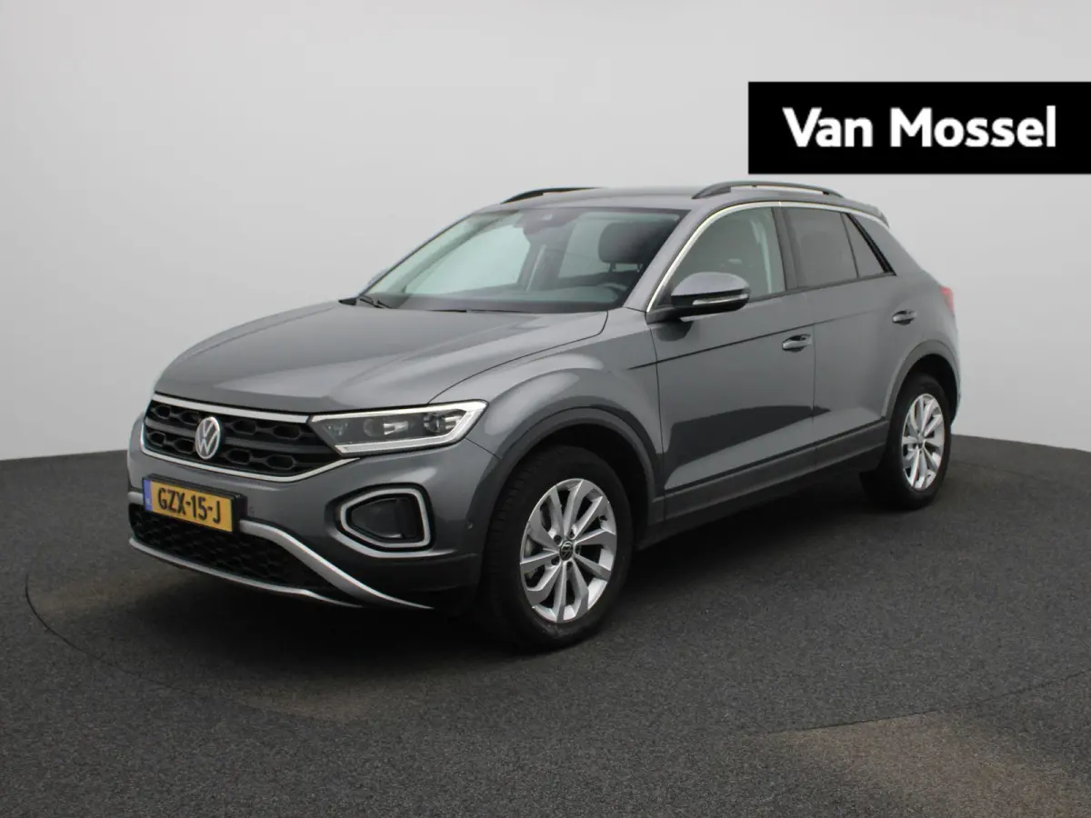 1.0 TSI Oranje Edition 116 PK| Origineel Nederlands | 1e Eigenaar | Trekhaak Afneembaar | Navigatie | Climatronic | Achteruitrijcamera | LED Plus | Parkeersensoren