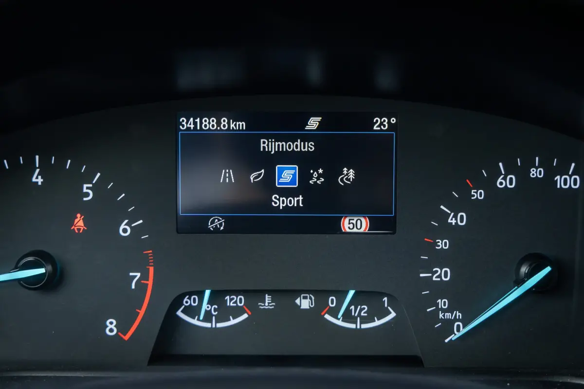 1.0 EcoBoost Titanium X | Half leder | LED verlichting | Privacy-glass | Apple carplay / Android auto | Parkeercamera