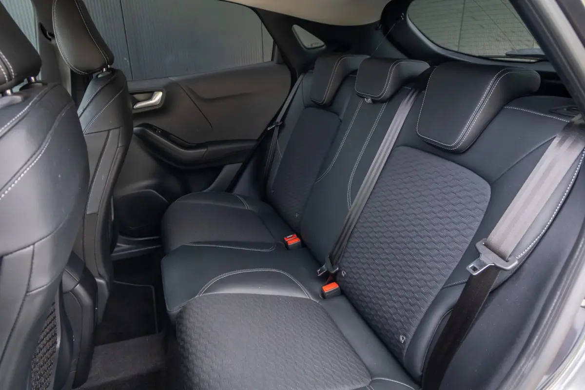 1.0 EcoBoost Titanium X | Half leder | LED verlichting | Privacy-glass | Apple carplay / Android auto | Parkeercamera