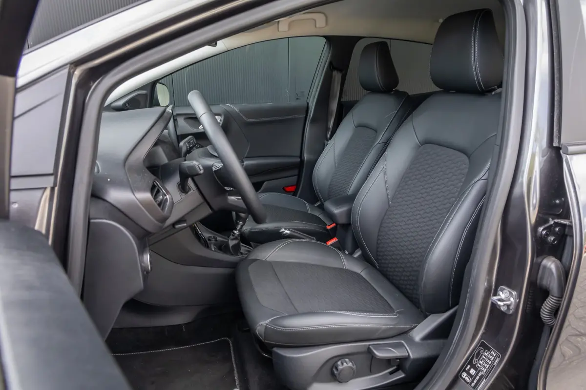 1.0 EcoBoost Titanium X | Half leder | LED verlichting | Privacy-glass | Apple carplay / Android auto | Parkeercamera