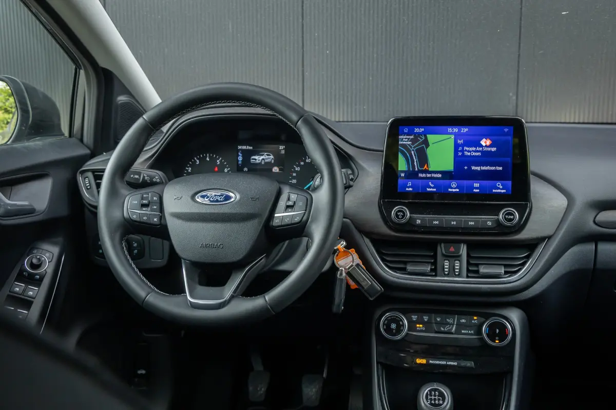 1.0 EcoBoost Titanium X | Half leder | LED verlichting | Privacy-glass | Apple carplay / Android auto | Parkeercamera