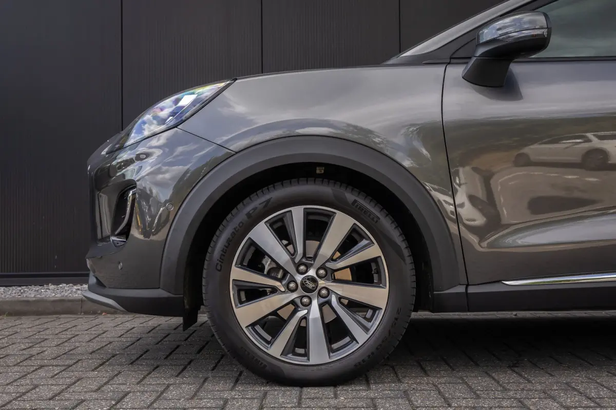 1.0 EcoBoost Titanium X | Half leder | LED verlichting | Privacy-glass | Apple carplay / Android auto | Parkeercamera