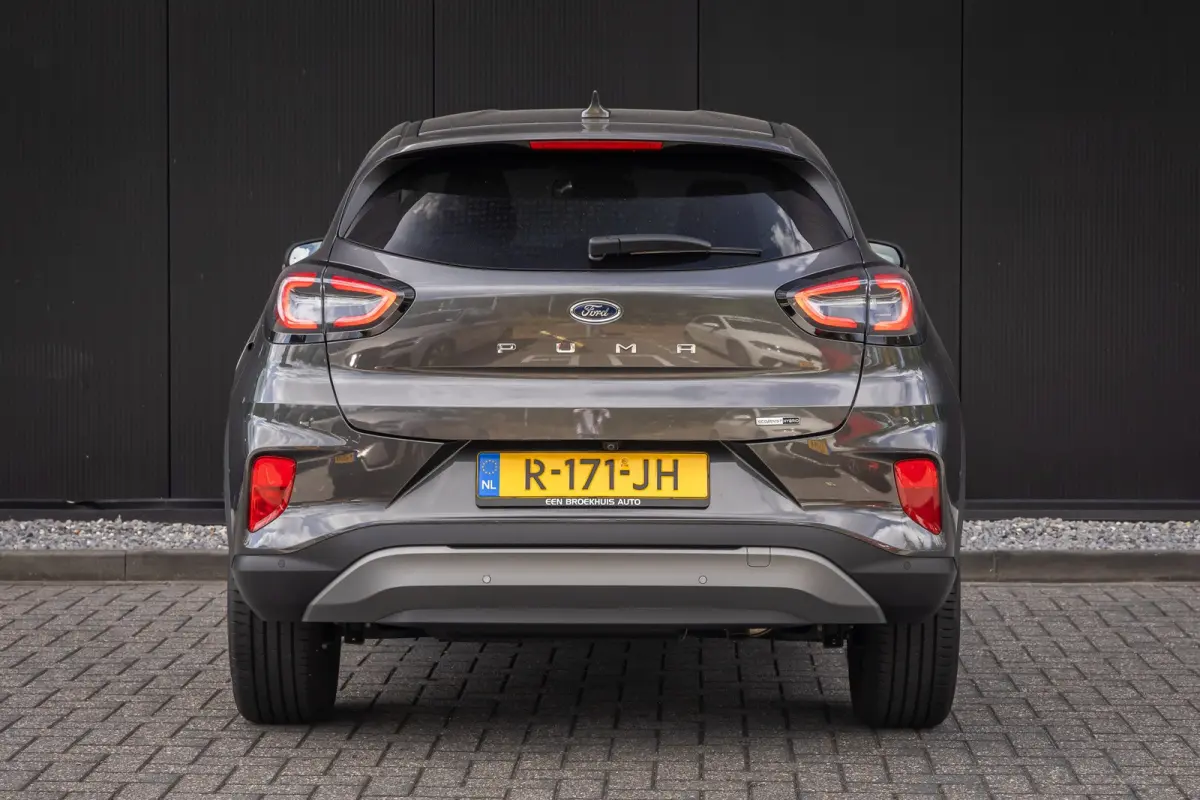 1.0 EcoBoost Titanium X | Half leder | LED verlichting | Privacy-glass | Apple carplay / Android auto | Parkeercamera