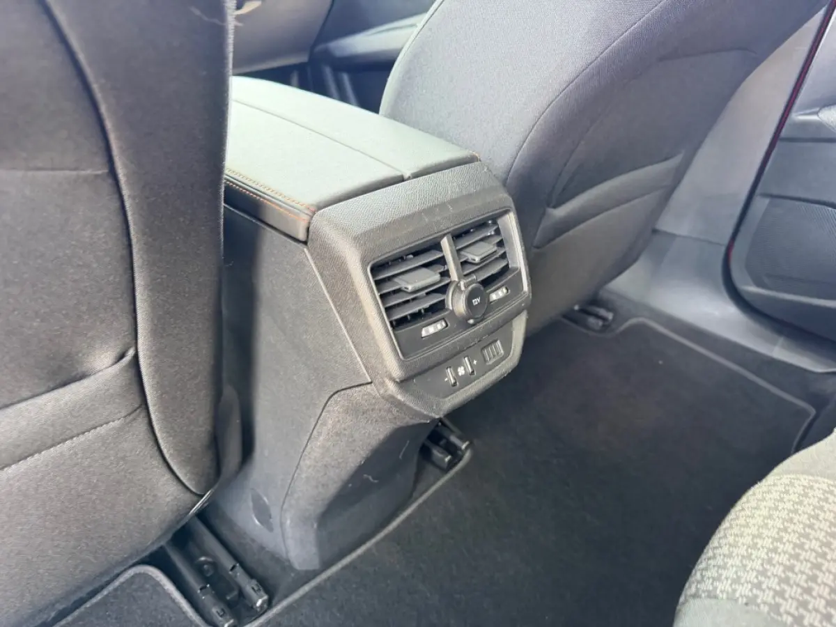 1.2 PURETECH ACTIVE AIRCO NAVI LMV 7ZITPL PDC-CAMERA
