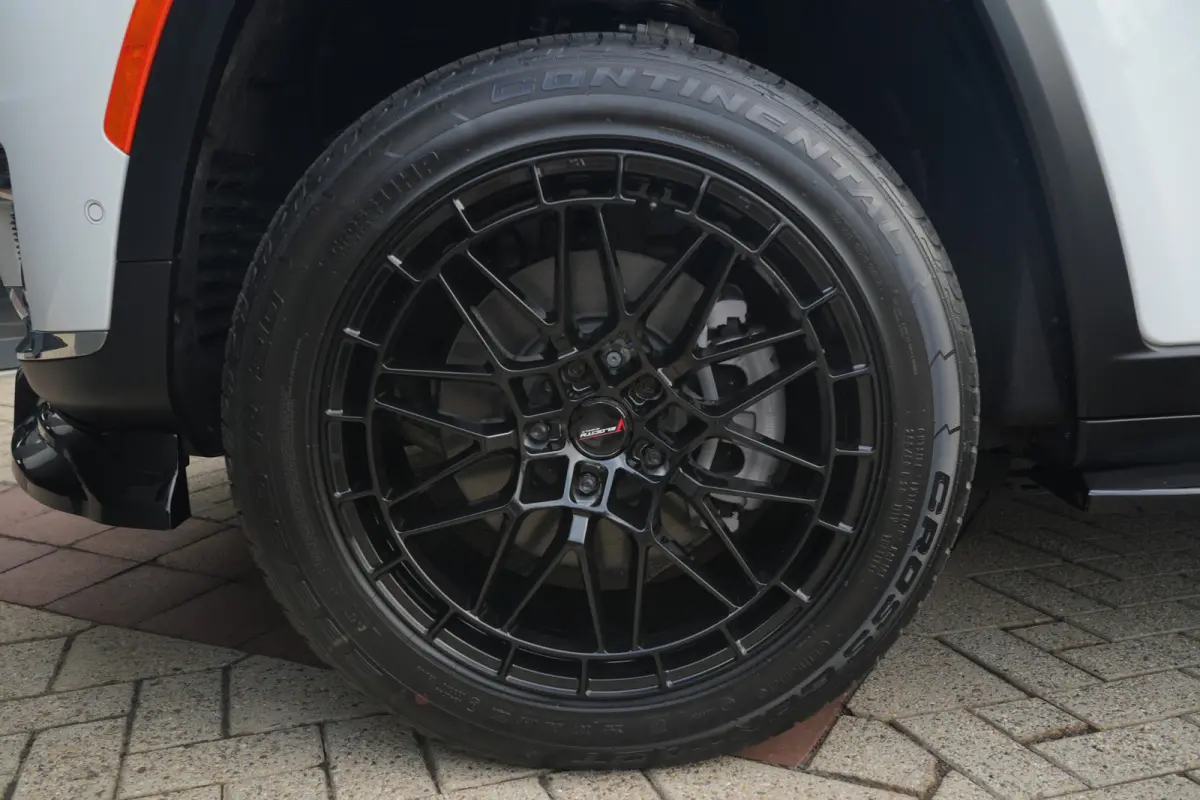 2.0 Limited 4xe | 381PK | Maxton | Pano | 20" | Keyless | Massage | Ventilatie | Leder | Jeep Grand Cherokee 2.0 Limited 4xe 381 PK Plug-in Hybrid met 2.0 viercilinder, panoramadak, 20-inch 