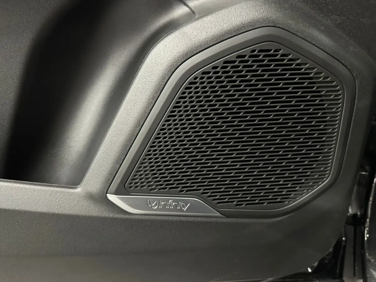 1.5 More | Alarmsysteem | Apple Carplay/Android Auto|telefoonintegratie premium | Audio installatie premium