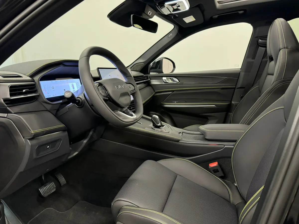 1.5 More | Alarmsysteem | Apple Carplay/Android Auto|telefoonintegratie premium | Audio installatie premium